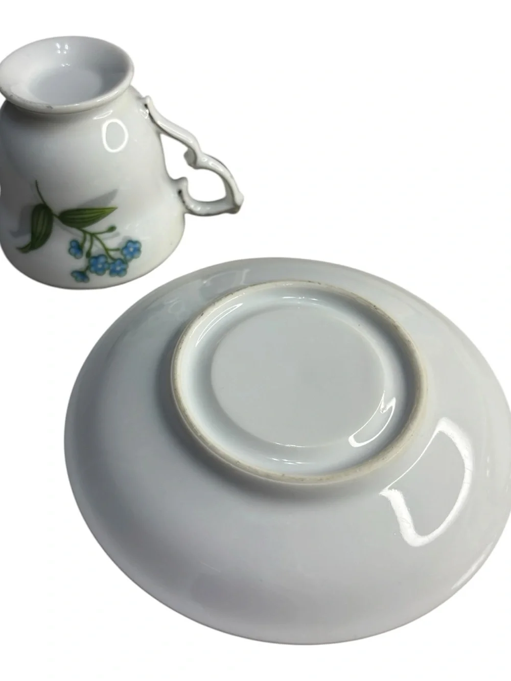 Vintage Royal Albert Bone China Tea Cup Saucer Blue Forget Me Not Floral Pattern